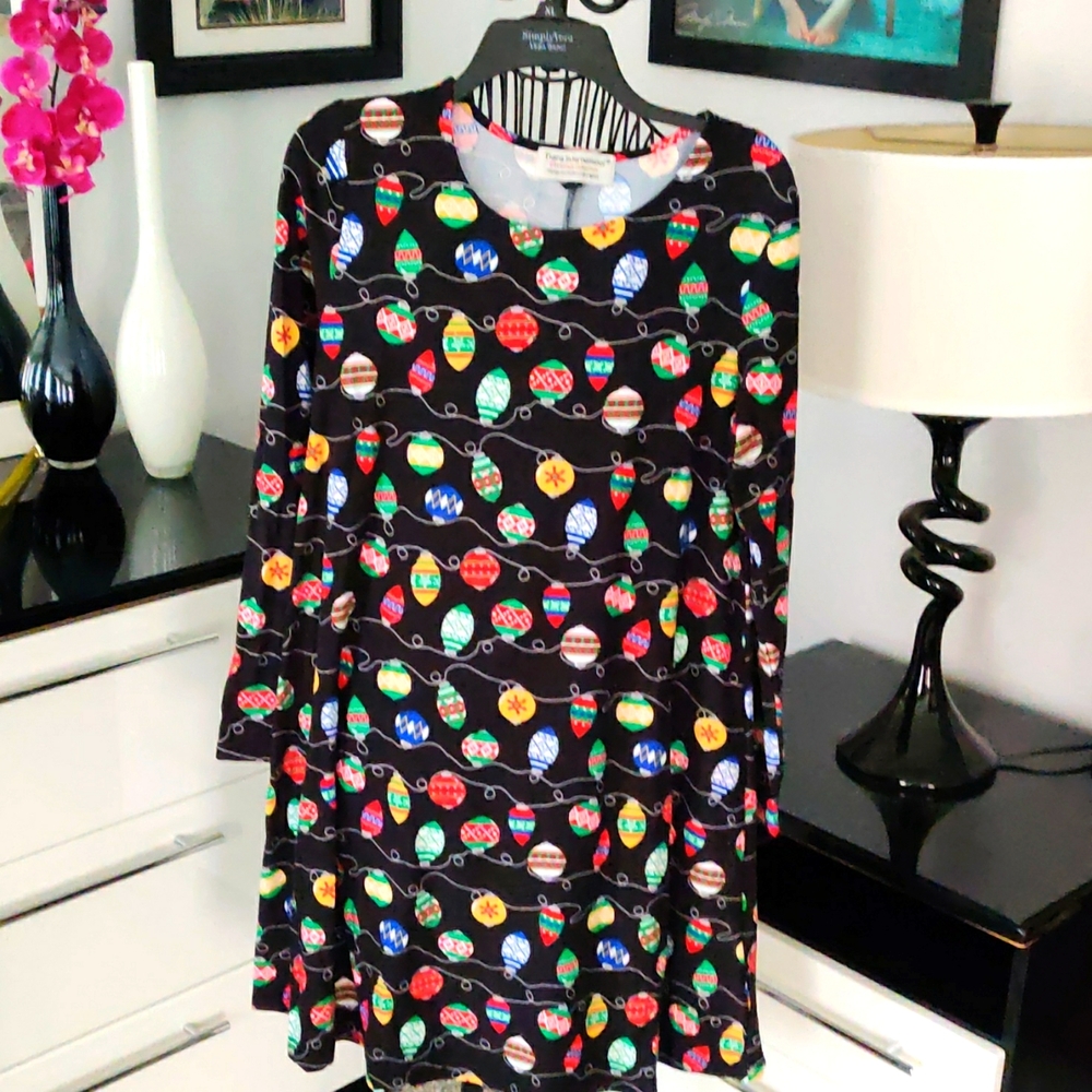 Tiara International Christmas Collection Christmas dress Medium